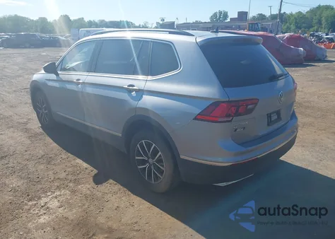 2021 Volkswagen Tiguan 2.0T Se/2.0T Se R-Line Black/2.0T Sel from USA, damaged, VIN 3VV2B7AX1MM142823